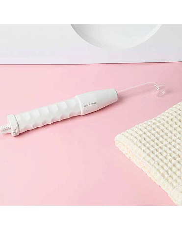 Gezatone Biolift D309 импульсный массажер с 4-мя сменными насадками